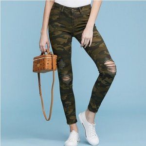 Judy Blue Distressed Skinny